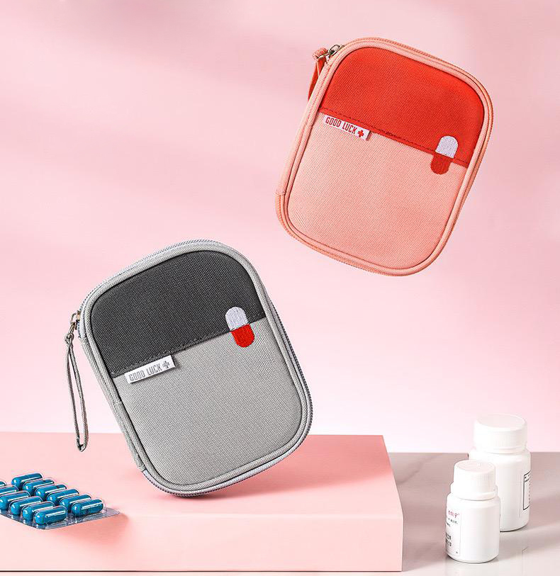 First Aid Bag 11x14x2cm Empty First Aid Pouch,Mini Portable Medical Bag for Outdoor Camping Hiking Travel Emergency，Multifunction Emergency Medicine Storage Bag